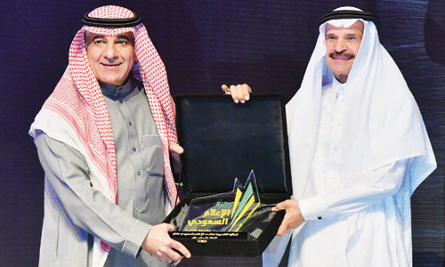 هيئة الصحفيين ت كرم الفائزين بجائزة الإعلام السعودي
