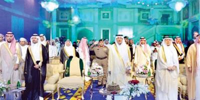 الأمير خالد الفيصل رعى حفل مسابقة (خطنا تراثنا) وضاعف قيمتها المادية وكرم داعميها وفرسانها 