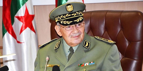 وفاة رئيس أركان الجيش الجزائري الفريق أحمد قايد صالح 