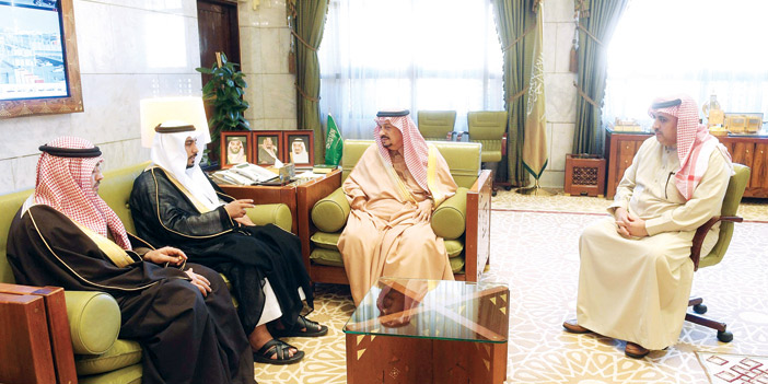 الأمير فيصل بن بندر يستقبل مدير عام فرع الأرصاد