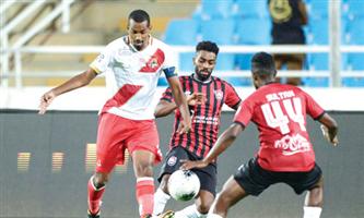 الوحدة يعاود تدريباته استعداداً لرائد التحدي 