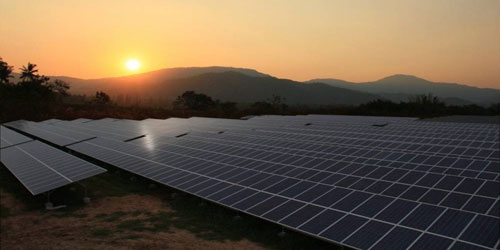 (4) مشروعات للطاقة الشمسية الكهروضوئية 