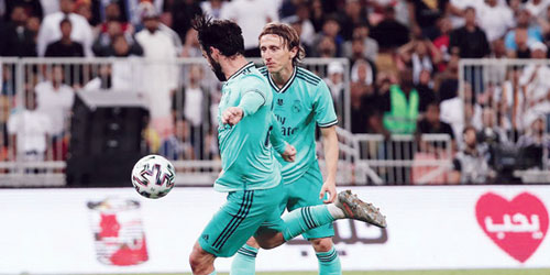  جانب من مباراة فالنسيا وريال مدريد في كأس السوبر