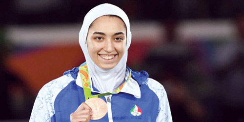 لاعبة التايكواندو الإيرانية كيميا علي زادة