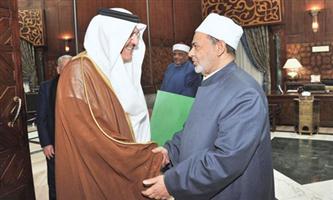 شيخ الأزهر يشيد بدور المملكة تجاه قضايا الأمة العربية والإسلامية ومكانتها في نفوس المسلمين حول العالم 