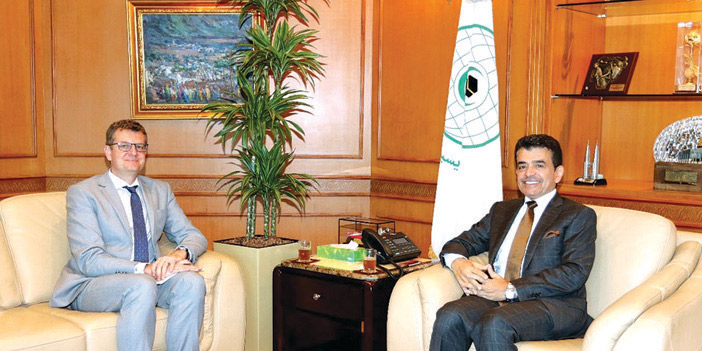 المدير العام للإيسيسكو يلتقي ممثل مؤسسة كونراد أديناور بالمغرب 