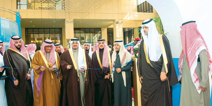نائب أمير الرياض يفتتح أسبوع المهنة بجامعة الملك سعود‎ 