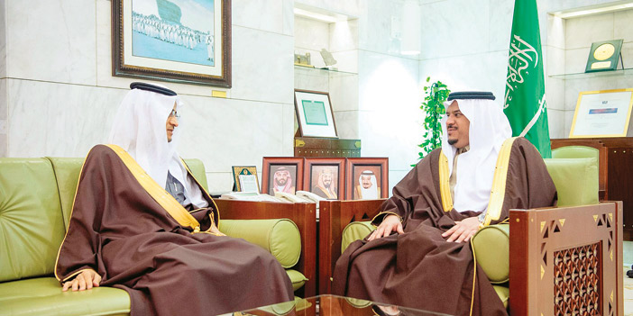 نائب أمير الرياض يبحث مع م. الضلعان المراحل التنفيذية في عدد من مشروعات النقل بالرياض ومحافظاتها 