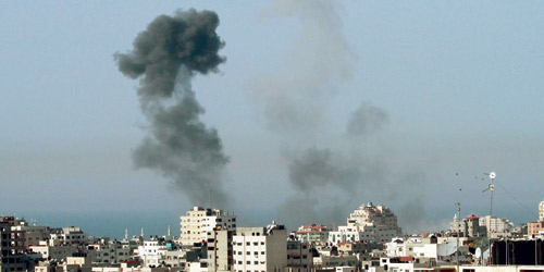   إسرائيل تقصف أهدافًا لحماس