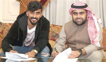 الاتفاق ينجح في التجديد مع نجمه الكويكبي حتى 2024 