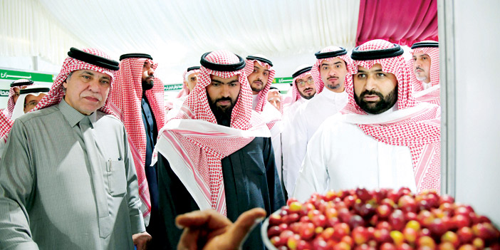  سمو وزير الثقافة خلال الزيارة