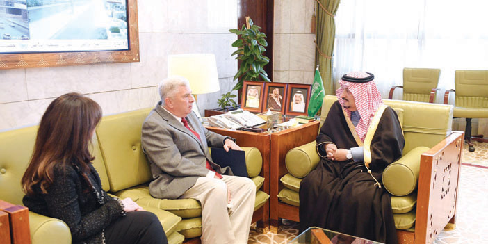  أمير منطقة الرياض يستقبل السفير الأمريكي