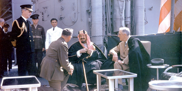  لقاء الملك عبدالعزيز ورزفلت