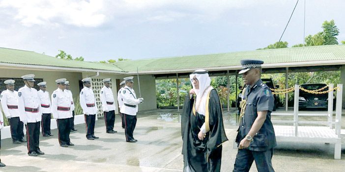 السفير السليم يقدِّم أوراق اعتماده سفيرًا غير مقيم لدى جزر سليمان 