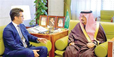 فيصل بن بندر: توجيه ولي العهد يرسم الاستراتيجية العامة لمدينة الرياض 