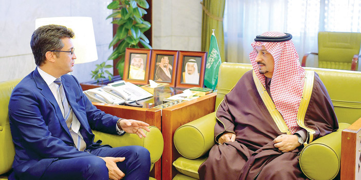  أمير منطقة الرياض يستقبل سفير مندوبية الاتحاد الأوروبي