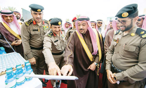  من حفل تدشين سموه لحملة «حياتك أهم» المرورية