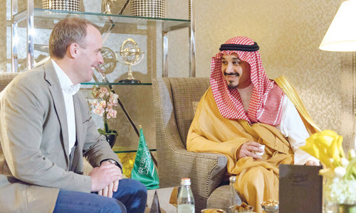 وزير خارجية المملكة المتحدة يصل الرياض 