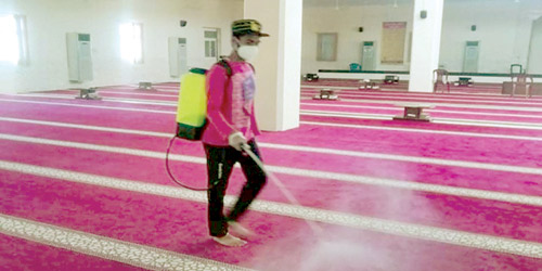  من أعمال الصيانة والنظافة بمساجد منطقة القصيم