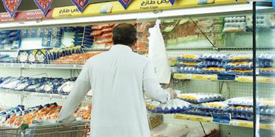 الأسواق والمراكز التجارية بالقصيم تشهد وفرة في منتجات اللحوم والبيض 