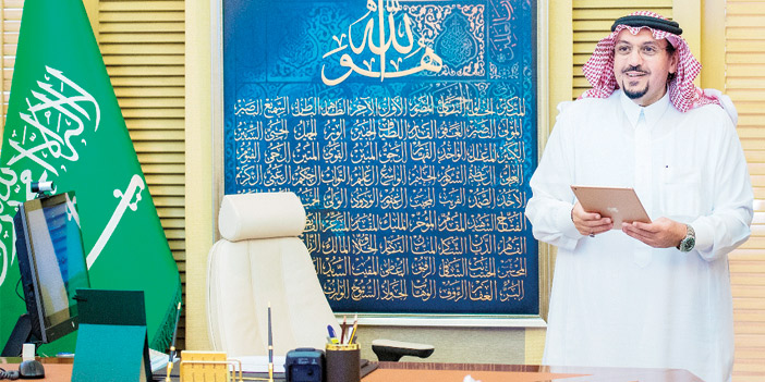  من تدشين سموه مركزَيْ الدفاع المدني