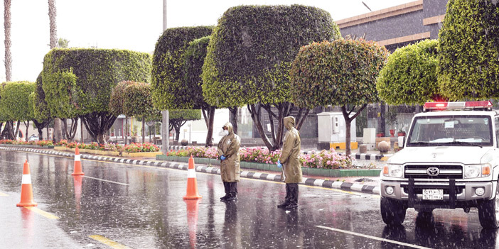 رجال الأمن.. ضبط وربط وروح إنسانية في التعامل: أنتم فخرنا 