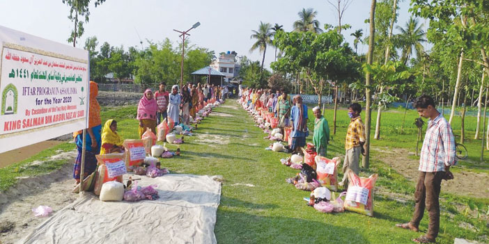 ضمن برنامج خادم الحرمين لتفطير الصائمين: 