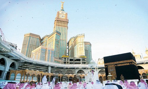  إقامة صلاة العيد في المسجد الحرام
