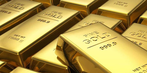 سعر الذهب ينخفض لأدنى المستويات منذ أسبوعَيْن 