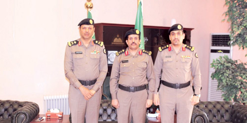  اللواء العوس يقلد آل مزهر رتبته الجديدة