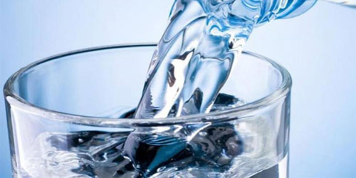 علامات تدل على أنك لا تشرب كمية كافية من الماء 
