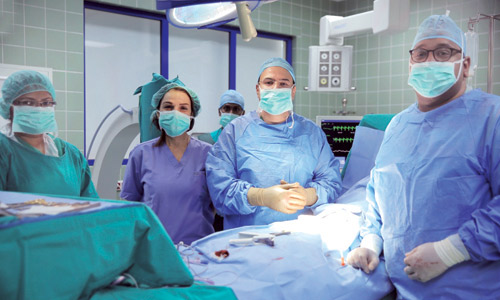  الطاقم الطبي بقسم المسالك البولية