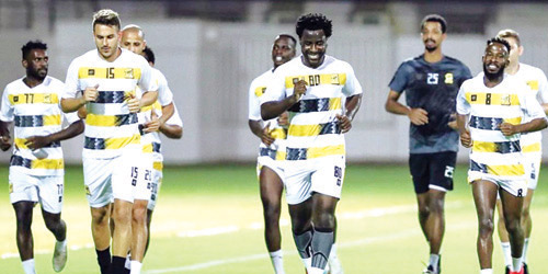  الاتحاد يبدأ معسكره بأبها
