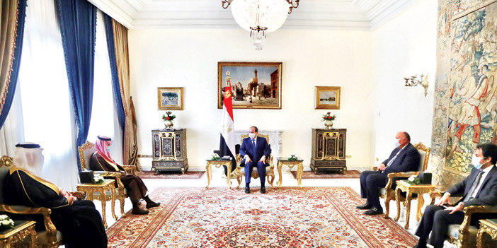  الرئيس المصري خلال استقباله سمو وزير الخارجية