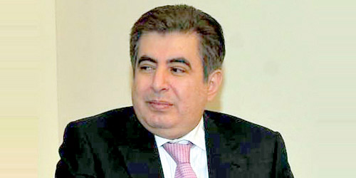  السفير الماضي