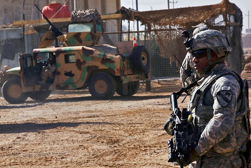 القوات العراقية تتسلم موقعاً من قوات التحالف في شمال بغداد 