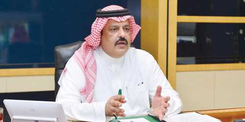  أمير منطقة حائل خلال تدشينه الصالون الإعلامي