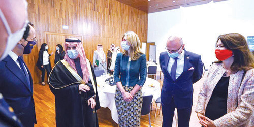 الأمير فيصل بن فرحان يلتقي وزراء خارجية الاتحاد الأوروبي 
