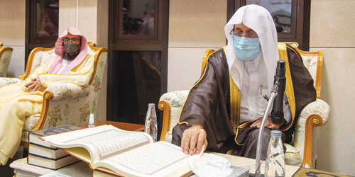  معاليه خلال إطلاق المشاريع