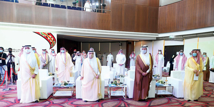  أمير منطقة الرياض خلال افتتاحه المؤتمر