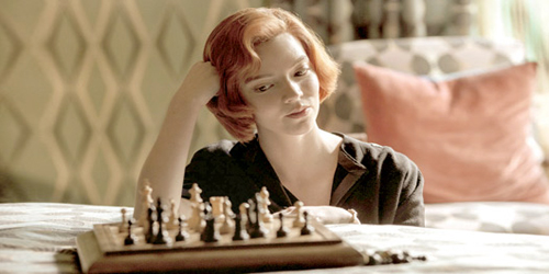 «مناورة الملكة» على نتفليكس ضربة «أستاذ» للاعبي الشطرنج 