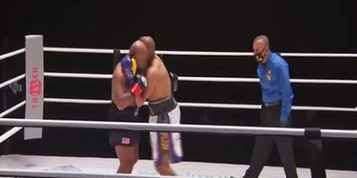 نهاية نزال مايك تايسون وروي جونز بالتعادل 