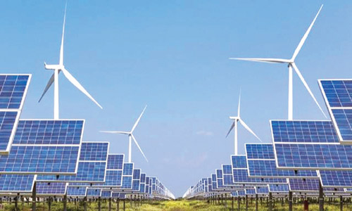 الطاقة المتجددة أول مصدر للكهرباء في 2025 