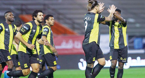  الاتحاد مع إدارته ومدربه يتعافى شيئاً فشيئاً ويتصاعد مستواه بشكل ملحوظ