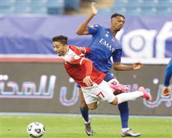 مكافأة الهلال تحفّز لاعبي الوحدة للاتحاد 