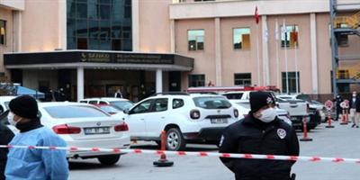 تركيا.. وفاة 9 أشخاص جراء حريق اندلع في قسم للعناية بمصابي كورونا 