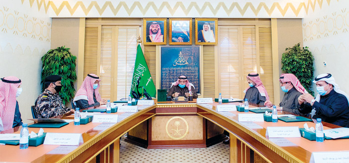  من ترؤس سموه اجتماع الشراكة بين غرفة القصيم وبرنامج تعزيز الأمن الفكري