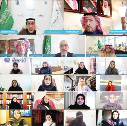 في اختتام فعاليات مؤتمر «سيدات الصناعة».. الخريف: 