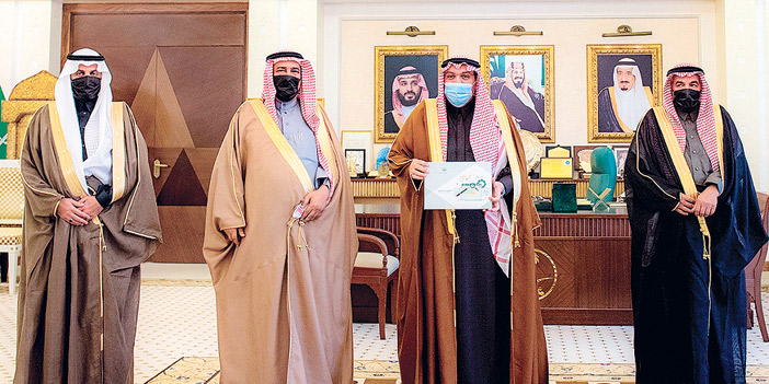  سموه يتسلَّم التقرير السنوي