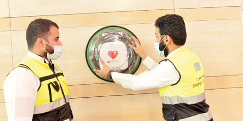 «الطيران المدني»: أجهزة مزيل الرجفان القلبي في المطارات السعودية 